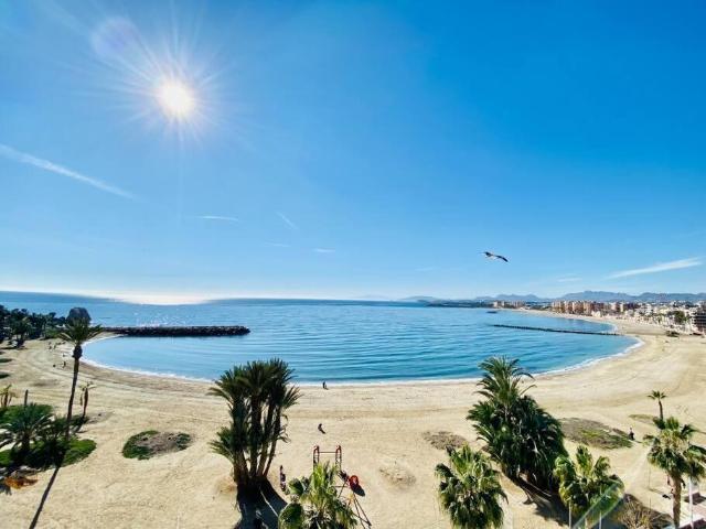 Entresuelo para reformar en primera línea de playa – Águilas, La Costa Cálida