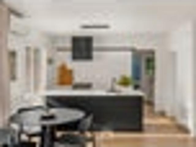 Entry level, stylish & 3 bedrooms