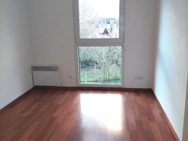 ENVERMEU Appartement 3 pièces