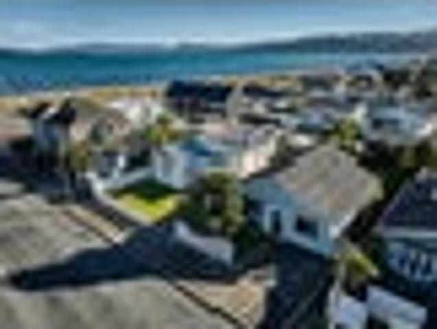 Enviable beachside living