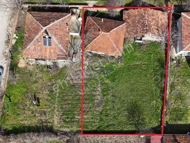 Şenyurt'ta 637 M2 Bahçe İçerisinde Satılık Ev | Vadi Emlak
