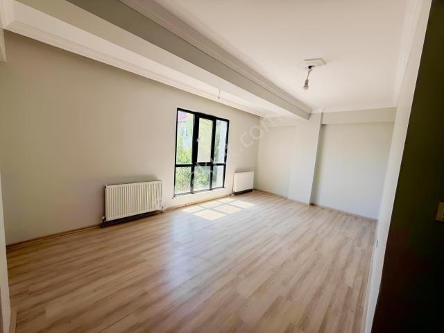 Enya'dan Düzce Merkez Karaca Mahallesi Kiralık 2+1 Daire