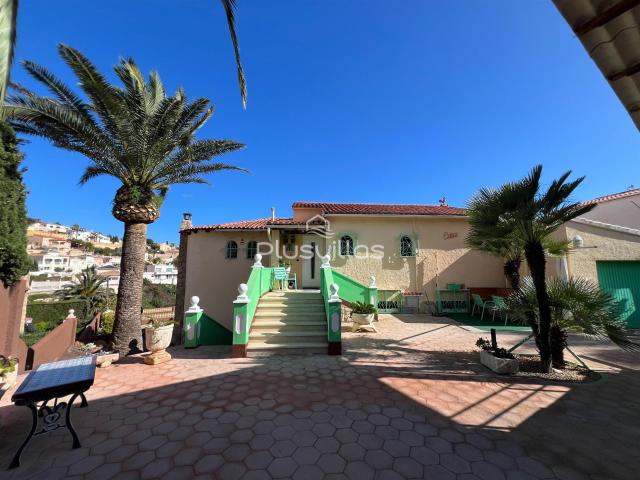 Es muy raro encontrar una propiedad como esta en Calpe. A só. 324m² Calpe Calp
