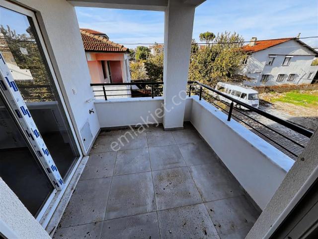 Esnaf Emlaktan Ara Kat Ön Cephe 2+1 Kapalı Mutfak Daire