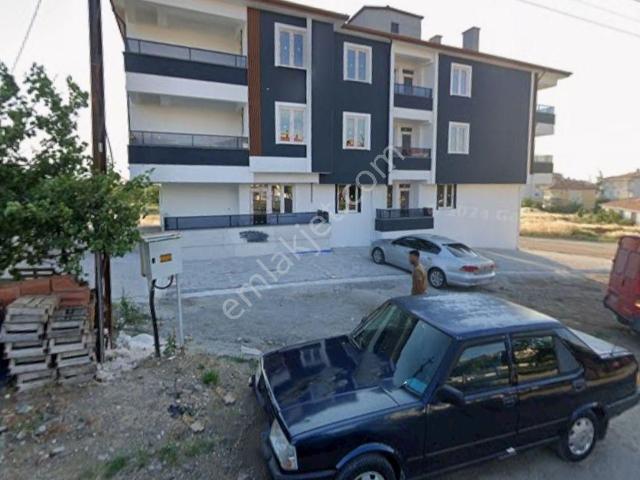 Esnaf Emlak'tan/bahçelievler ipekli 1. Cadde'de/3+1 Satılık Sıfır Daireler