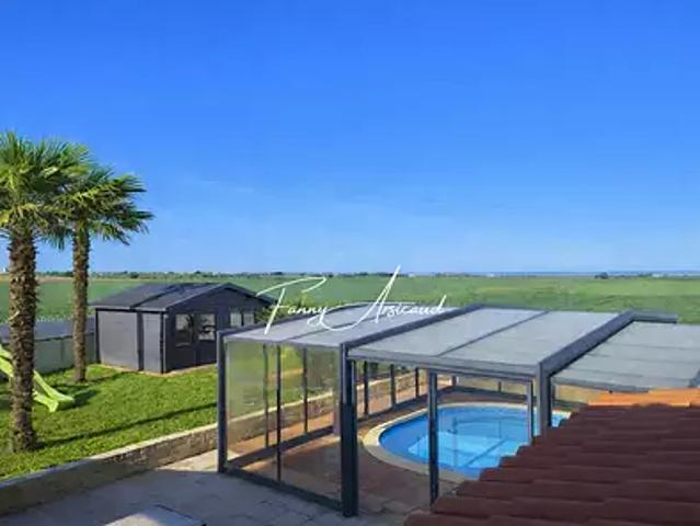 Esnandes 17137 Achat / Vente maison 9 pièces t9 piscine