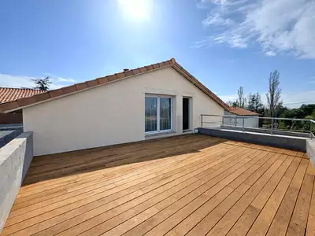 Escalquens 31750 Achat / Vente appartement 5 pièces t5 au dernier étage