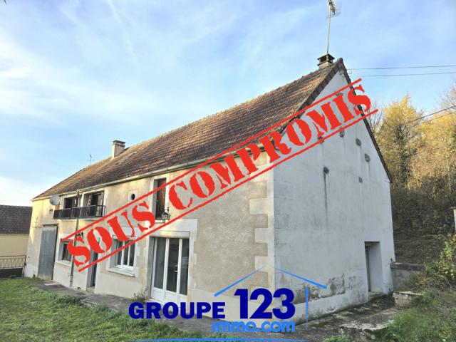 ESCAMPS 89 Maison à fort potentiel 73 m2 habitables su