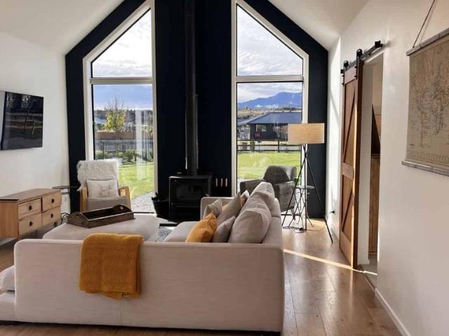 Escape to Luggate Modern 2 Bed