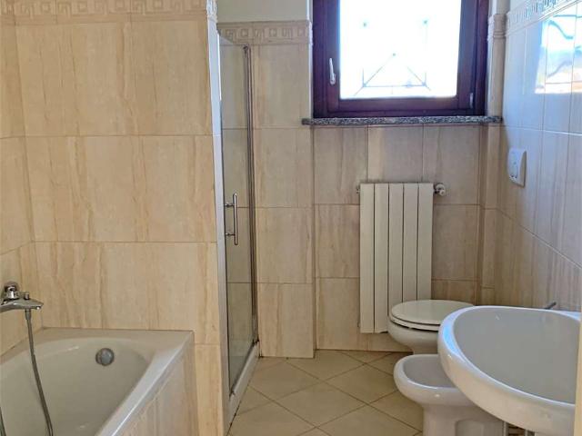 Esclusivo 3 camere con doppi servizi