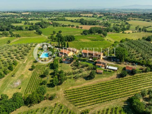 Esclusivo casale di 1040 mq in vendita Montepulciano, Toscana