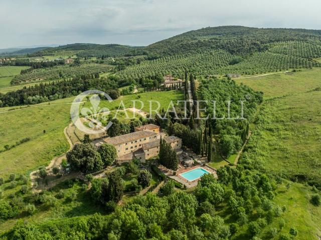 Esclusivo casale in vendita Asciano, Italia