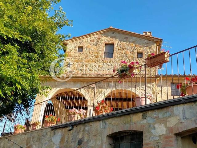Esclusivo casale in vendita Seggiano, Toscana