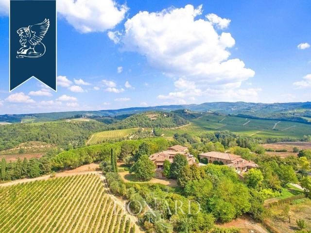 Esclusivo casale in vendita Poggibonsi, Italia