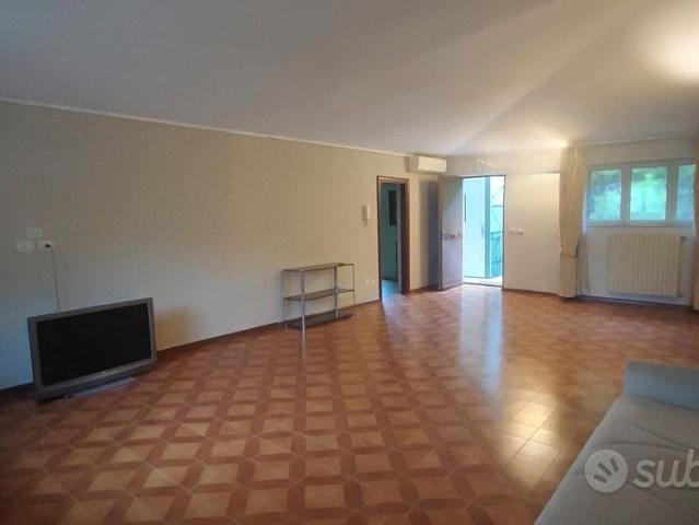 Esclusivo appartamento in Villa Catania