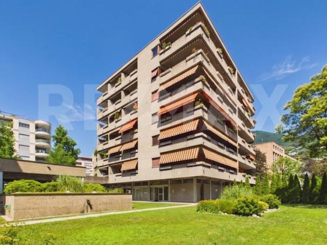 Esclusivo Attico con vista Lago e Monte Brè nel centro di Lugano