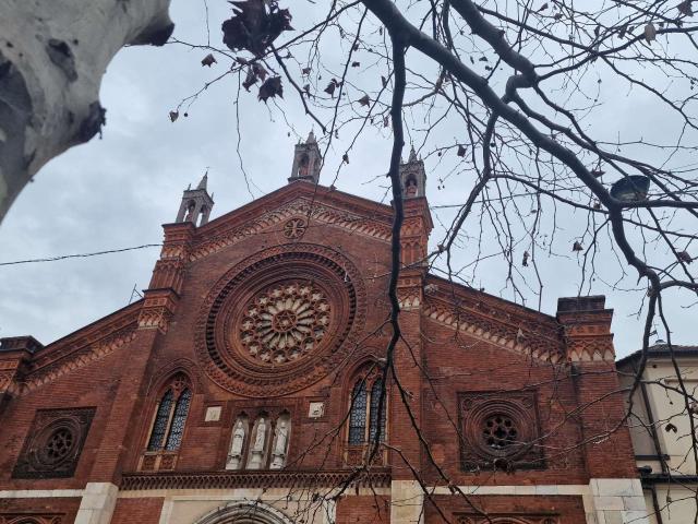 ESCLUSIVO PLURILOCALE DI 175 MQ C.A. CON BALCONE IN BRERA