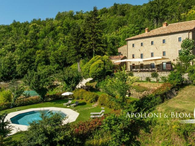 Esclusiva Tenuta con Casale in Pietra, Cortona, Arezzo – Tos. 849m² Cortona
