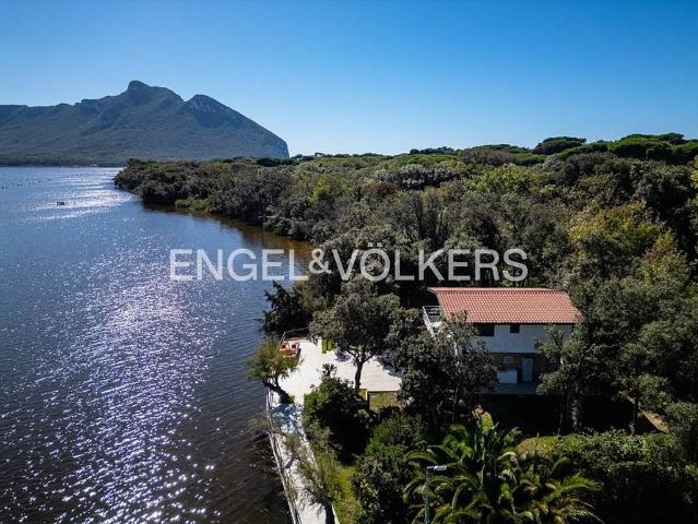 Esclusiva villa di 110 mq in vendita Strada Lungomare Pontino, 12759, Sabaudia, Lazio