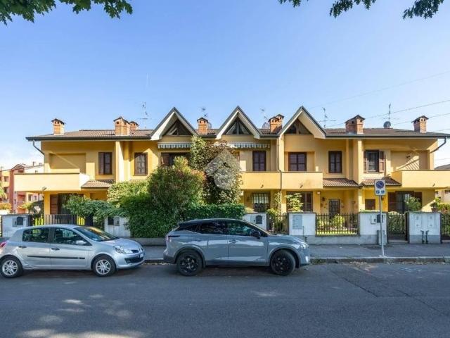 Esclusiva villa di 150 mq in vendita Via Enrico Mattei, 81, Gorgonzola, Lombardia