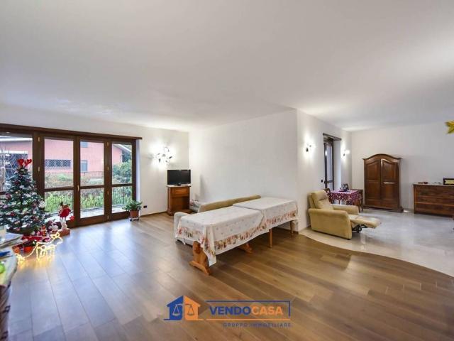 Esclusiva villa di 204 mq in vendita Strada del Fornas, 77, Rivoli, Provincia di Torino, Piemonte