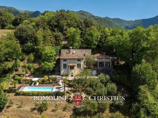 Esclusiva villa di 204 mq in vendita Pietrasanta, Toscana
