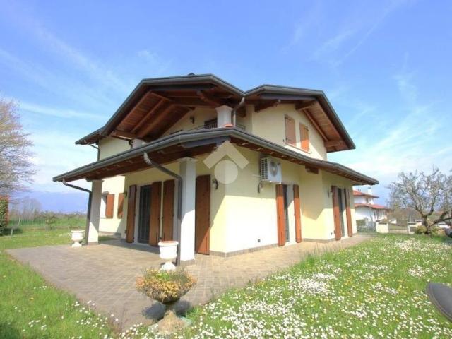 Esclusiva villa di 230 mq in vendita Via Belvedere, 14, Garbagnate Monastero, Lombardia