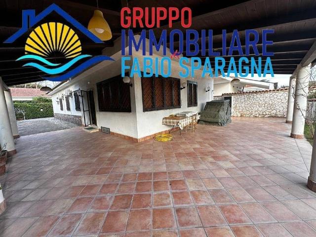 Esclusiva villa di 245 mq in vendita Sessa Aurunca, Campania