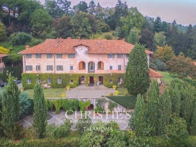 Prestigiosa villa di 2480 mq in vendita Biella, Italia