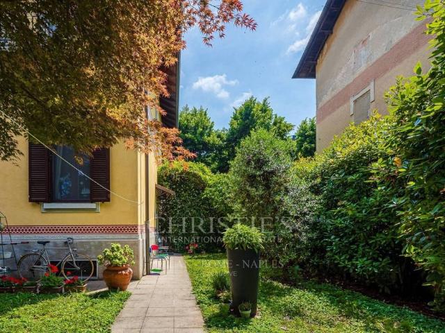 Esclusiva villa di 242 mq in vendita Viale Francesco Restelli, 12, Milano, Lombardia