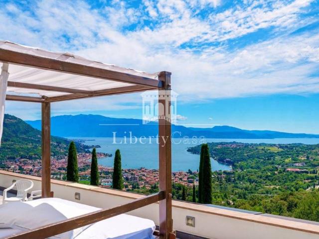 Esclusiva villa di 264 mq in vendita Via Bocca di Croce, Salò, Brescia, Lombardia