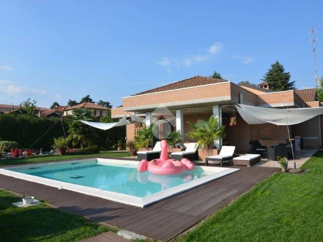 Esclusiva villa di 260 mq in vendita Via Monte Grappa, 4, Bernareggio, Monza e Brianza, Lombardia