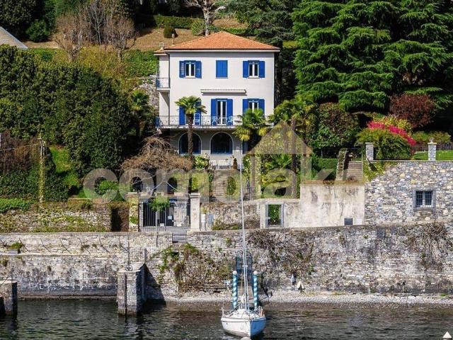 Esclusiva villa di 270 mq in vendita Via Regina, Moltrasio, Lombardia