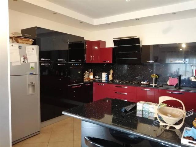 Esclusiva villa di 280 mq in vendita Camporosso, Liguria