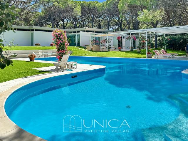 Esclusiva villa di 280 mq in vendita Loc. Roccamare, Castiglione della Pescaia, Grosseto, Toscana
