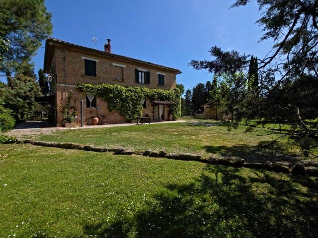 Esclusiva villa di 295 mq in vendita Strada Provinciale Lauretana, Asciano, Toscana