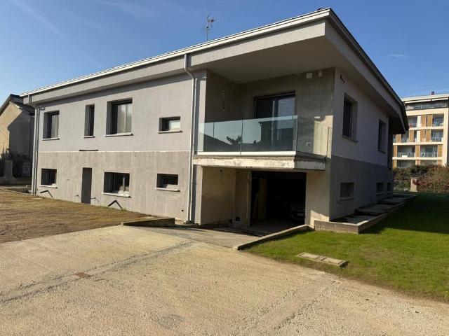 Esclusiva villa di 306 mq in vendita Viale Toscana, Lodi, Lombardia