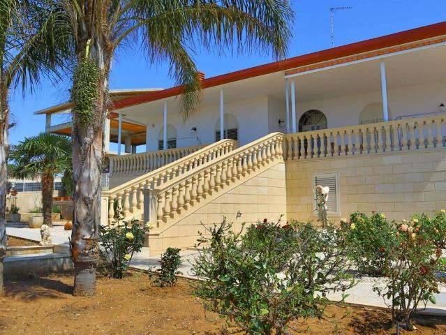 Esclusiva villa di 310 mq in vendita Via Fratelli Carnemolla, 65, Ragusa, Sicilia