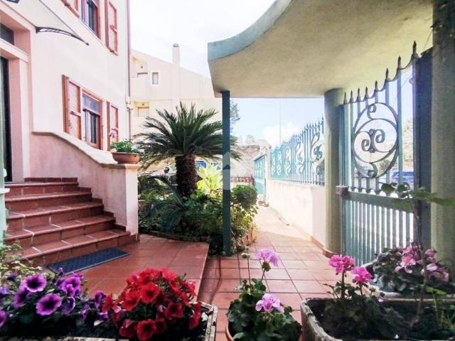 Esclusiva villa di 320 mq in vendita Via Silesu, 18, Quartu Sant'Elena, Sardegna