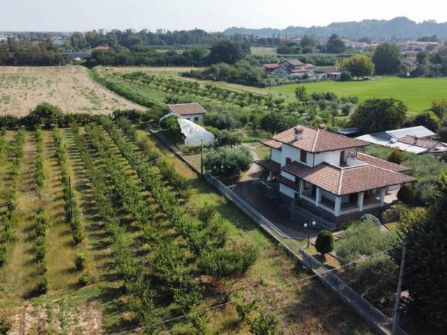 Esclusiva villa di 330 mq in vendita Cesena, Emilia Romagna