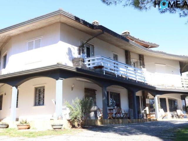 Esclusiva villa di 340 mq in vendita Roè Volciano, Lombardia
