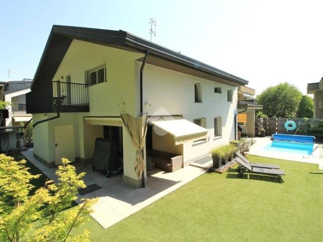 Esclusiva villa di 341 mq in vendita Via matteotti, 13, Mariano Comense, Como, Lombardia