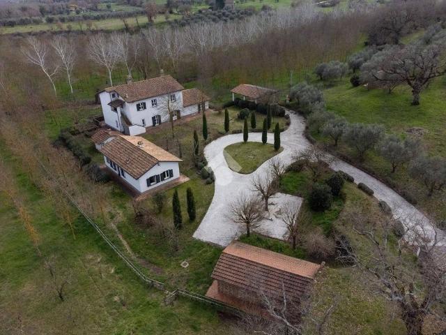 Esclusiva villa di 350 mq in vendita Strada Bandita, Vitorchiano, Lazio