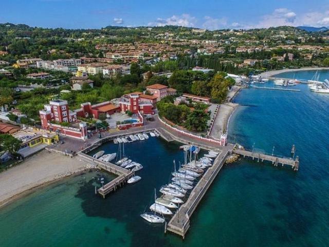 Esclusiva villa di 350 mq in vendita Padenghe sul Garda, Italia