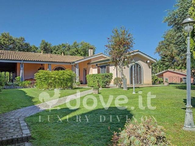Esclusiva villa di 350 mq in vendita Via Sergio Amidei, 51, Roma, Lazio