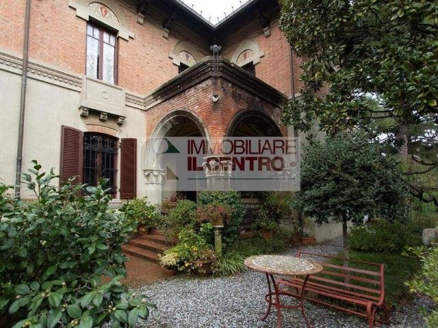 Prestigiosa villa in vendita Sarzana, Italia
