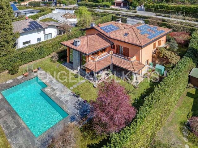Esclusiva villa di 450 mq in vendita Via del Golf, 11, Carimate, Lombardia