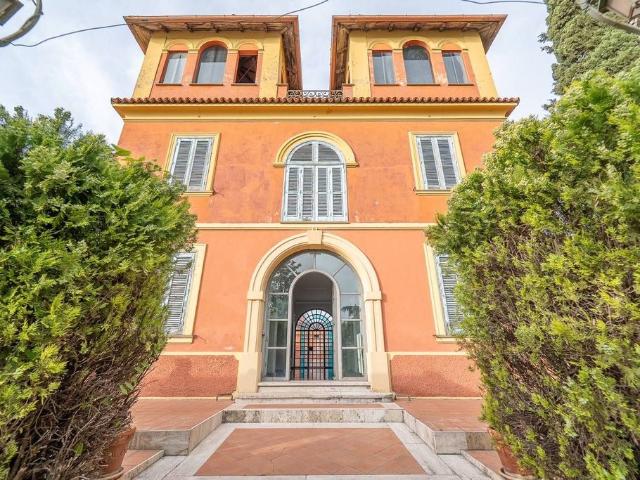 Esclusiva villa di 451 mq in vendita Via Anagnina, 431, Roma, Lazio
