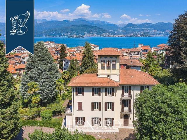 Esclusiva villa di 500 mq in vendita Stresa, Italia