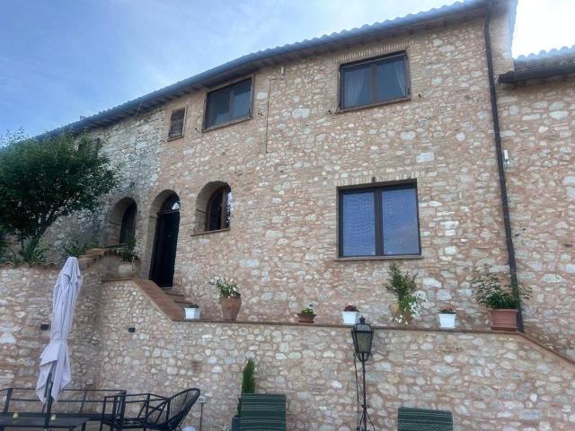 Esclusiva villa di 500 mq in vendita Trevi, Umbria